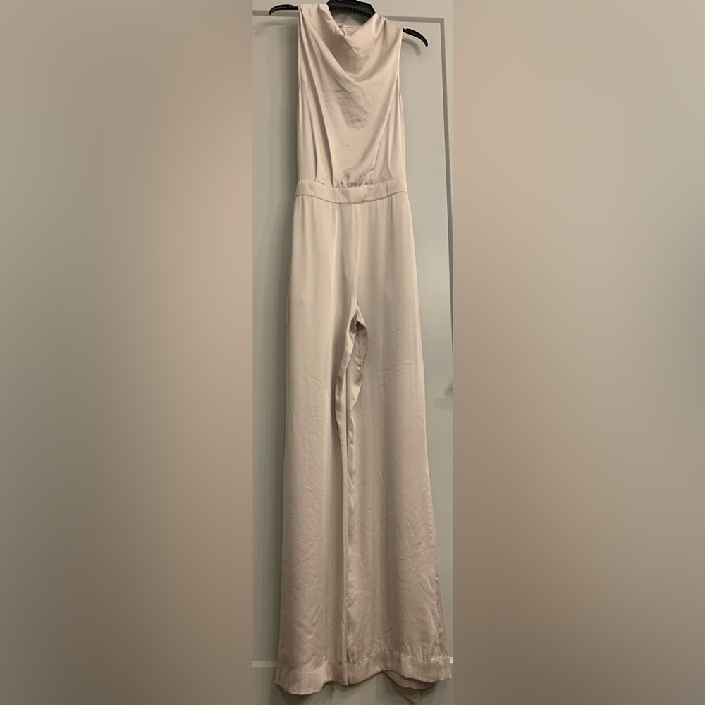 Reiss Rose Sleeveless Cowl Neck Jumpsuit Size 8 Neutral/Light Gray NWT - Picture 7 of 16